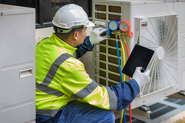 Professional Hvac technician working in Manasquan, NJ